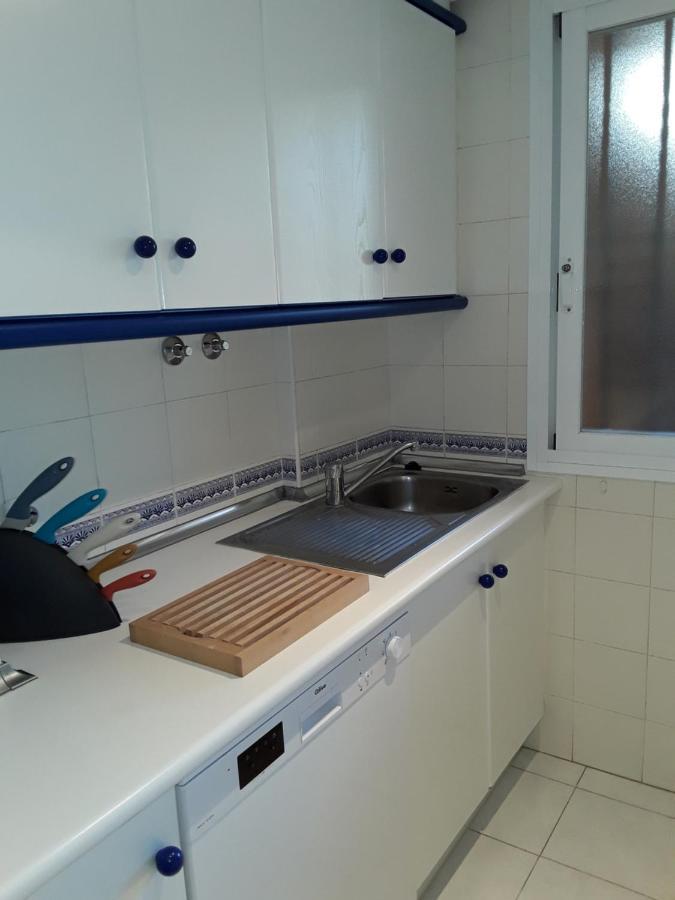 Beachfront Neptuno I, Complex,Views,Pool,Garden, Elviria Marbella Luaran gambar